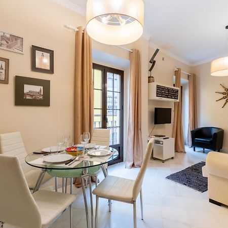 Precioso Y Moderno Apartamento En Centro De Sevilla Eksteriør billede