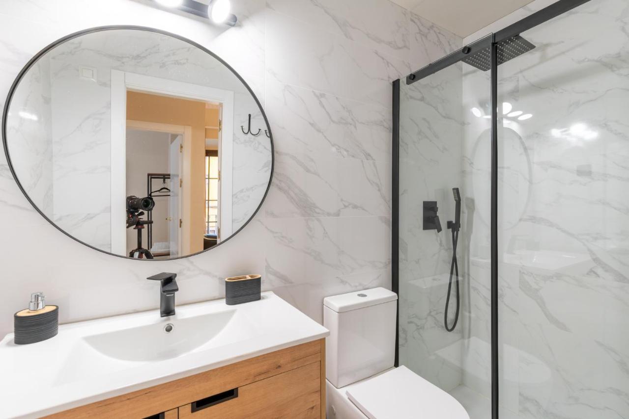 Precioso Y Moderno Apartamento En Centro De Sevilla Eksteriør billede